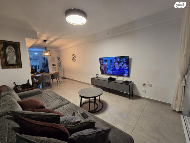 גג/ פנטהאוז, זלמן ארן 7, רובע ד', אשדוד