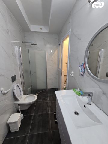 גג/ פנטהאוז, זלמן ארן 7, רובע ד', אשדוד