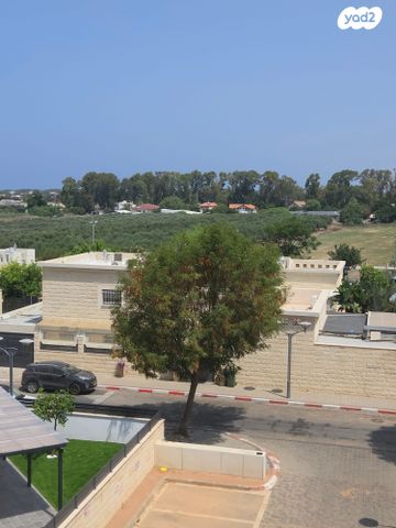 גג/ פנטהאוז, נעמי שמר 18, הכרם ב, עכו