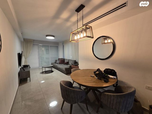 גג/ פנטהאוז, זלמן ארן 7, רובע ד', אשדוד