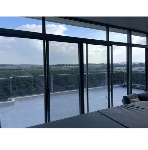 גג/ פנטהאוז, בעל שם טוב 64, מרכז העיר, קרית אתא