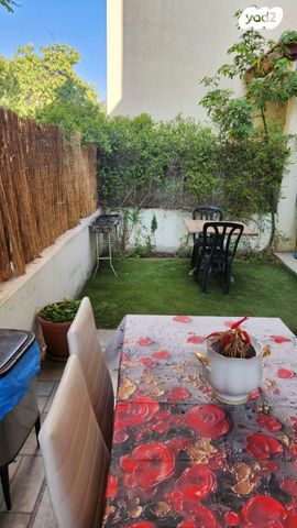 דירת גן, יהדות ספרד 19, נווה דקלים, אשקלון