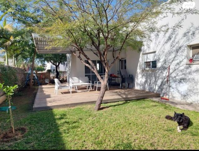 נוף השדות 52