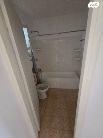 דירה, רחבת רד"ק 6, שכונה י"א, באר שבע