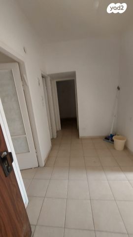 דירה, הרצל 114, אברמוביץ', ראשון לציון