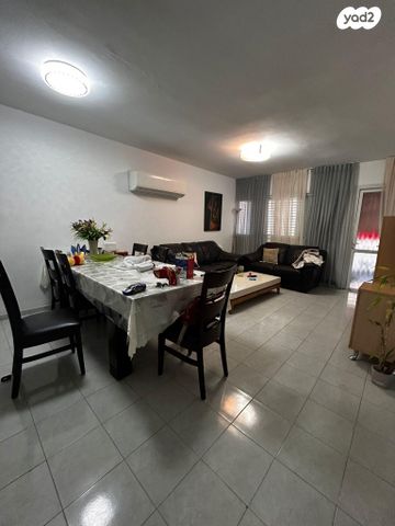 דירה, תנין 1, רמת יוסף, בת ים