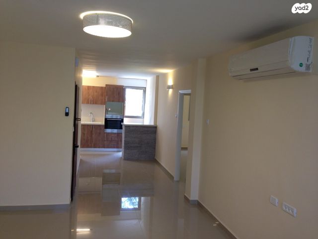 דירה, הגליל 130, נווה שאנן, חיפה