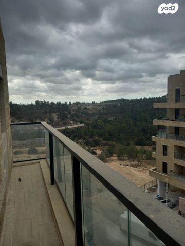 דירה, רותם 24, המגרסה, מבשרת ציון