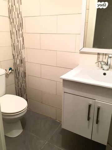 דירה, משה שרת 18, שכונה י"א, באר שבע