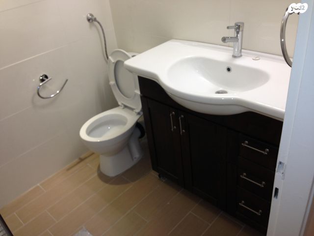 דירה, הגליל 130, נווה שאנן, חיפה