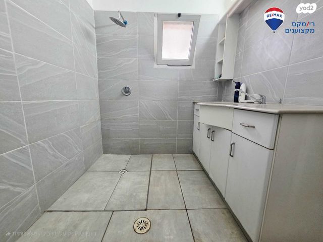 דירה, אסירי ציון, חדרה