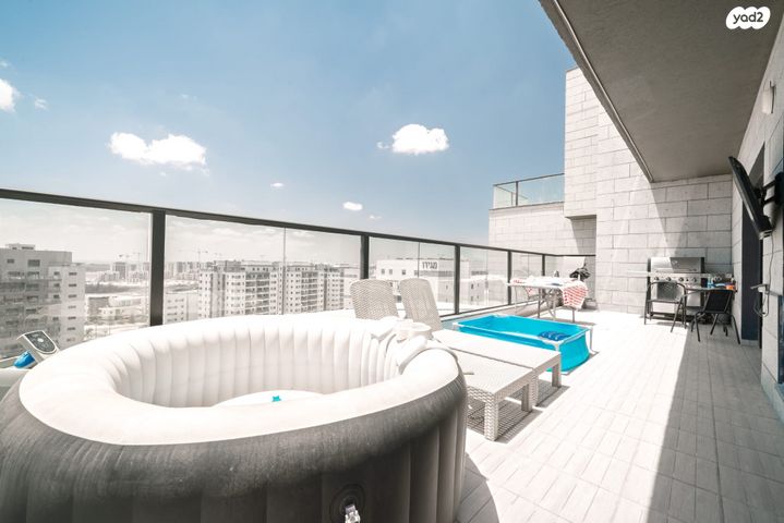 גג/ פנטהאוז, אריק איינשטיין, נווה שרון / שער העיר, נתיבות