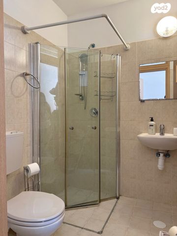 דירה, יהושפט, ערד