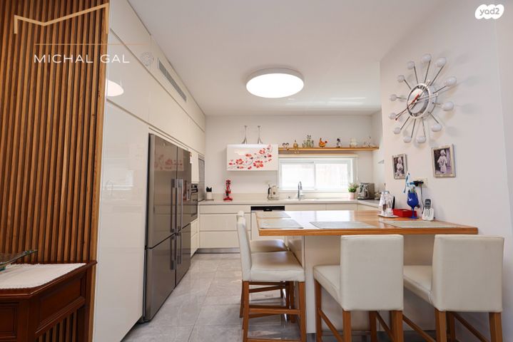 גג/ פנטהאוז, א.ד. גורדון, גני אילן, קרית אונו