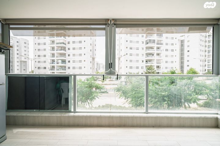 דירה, אריאל שרון, נווה שרון / שער העיר, נתיבות