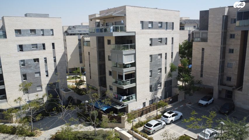 דירה, נווה זאב, נאות אילן, באר שבע