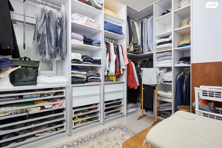 דירה, ניסים אלוני, צמרות איילון, פארק צמרת, תל אביב יפו