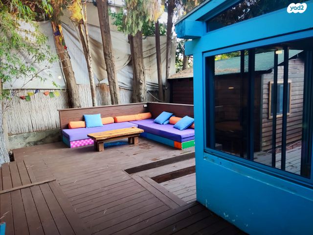 דו משפחתי, יעקב, זכרון יעקב