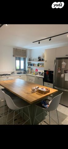 דירה, בר אילן, נווה דוד רמז, רעננה