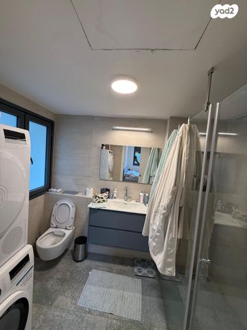 דירה, נווה גן, רמת השרון