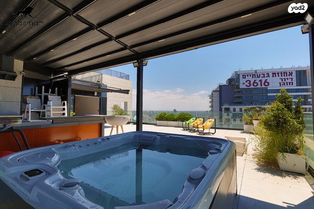 גג/ פנטהאוז, המעיין 3, שכונת הראשונים, רמת גן