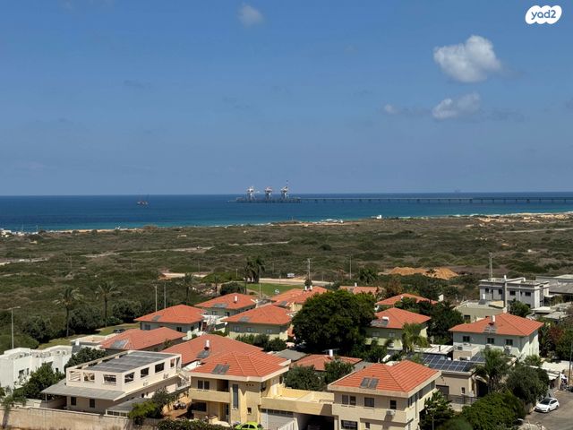 גג/ פנטהאוז, שדרות מנחם בגין, גבעת אולגה, חדרה