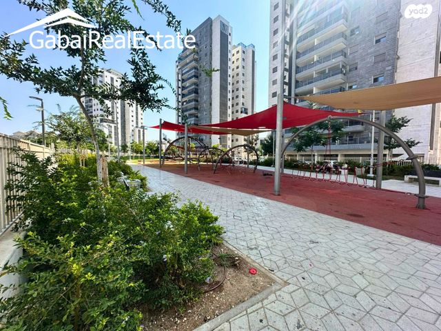 דירה, כרמי הנדיב, אחוזת רוטנר, קרית מלאכי