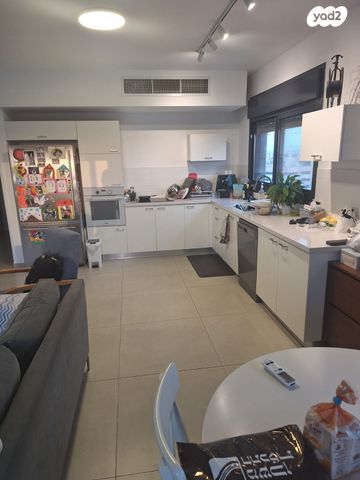 גג/ פנטהאוז, רב אלוף רפאל איתן 36, רמת אפעל, רמת גן