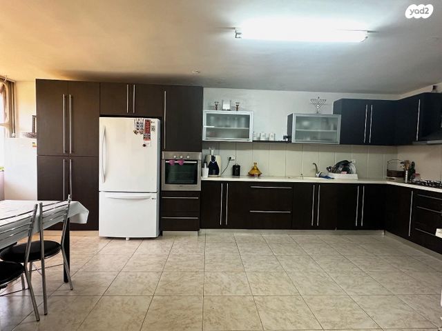 דירה, גרינבוים 16, גבעת הזיתים, פסגת לוד, לוד