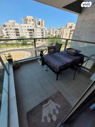 דירה, שקמים ואגמים, אשקלון