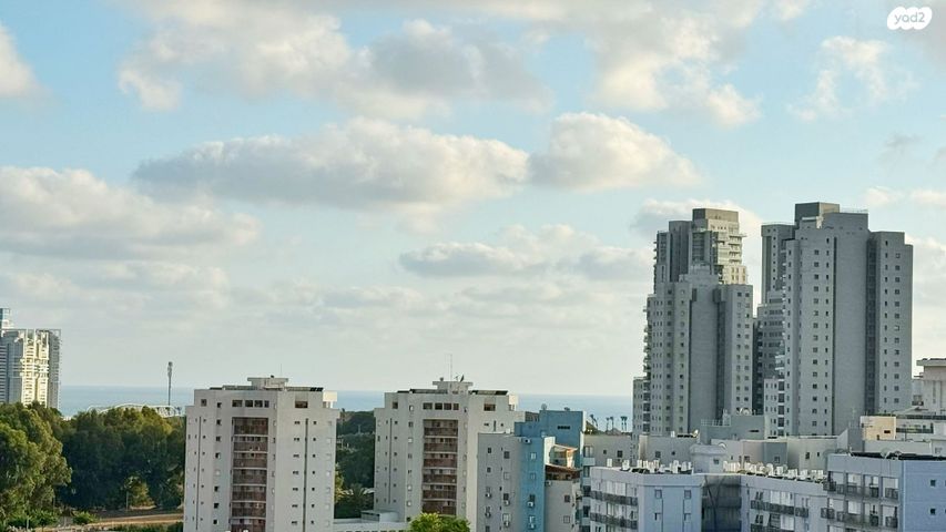 דירה, מגורי חיים כהן, נאות שקד, נתניה