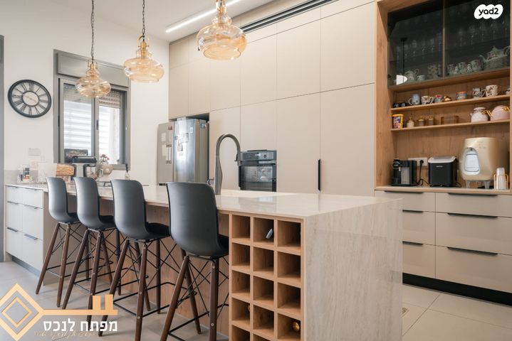 דירה, קטיף, נתיבות