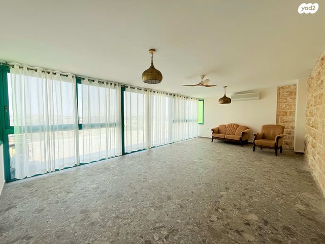 גג/ פנטהאוז, בית הערבה, תלפיות, ירושלים