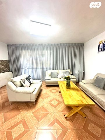 דירת גן, רמת הנחלים / רמת בית שמש א', בית שמש