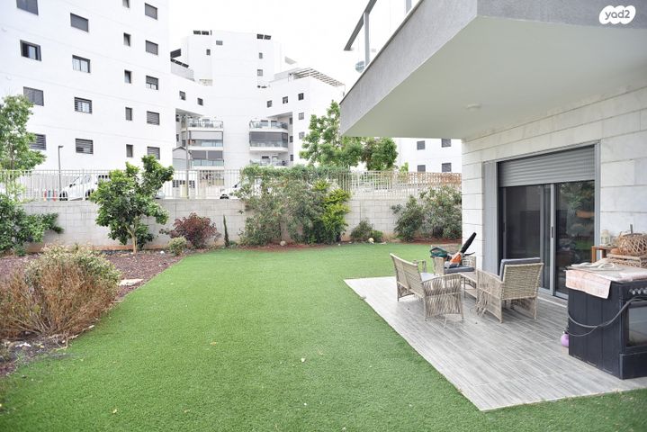 דירת גן, גדרה מזרח, גדרה