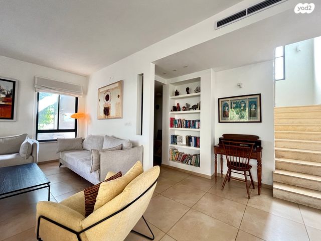 בית פרטי/ קוטג', שאר העיר, קדימה צורן