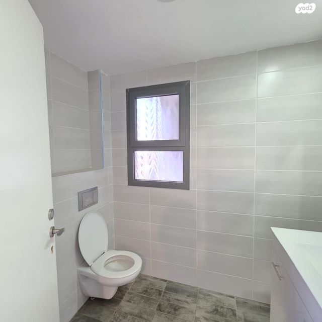 דירה, דבורה הנביאה, רובע יזרעאל סביוני העמק, עפולה