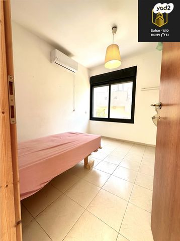 דו משפחתי, אלפי מנשה