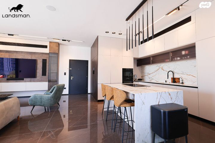 גג/ פנטהאוז, המעיין 3, שכונת הראשונים, רמת גן