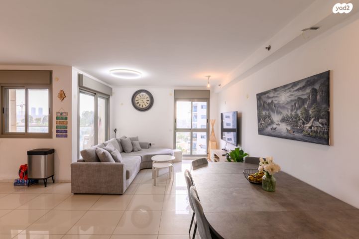 דירה, דרך משה דיין, תל אביב יפו