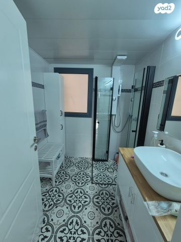 דירה, דרך דגניה, קרית השרון, נתניה