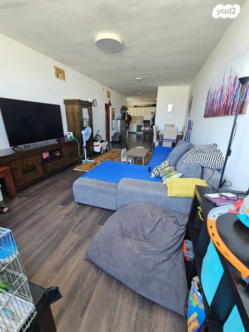 דירה, יצחק שדה 27, דרום מערב ותיק, בת ים