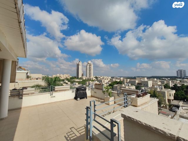 גג/ פנטהאוז, אבני חן, מודיעין מכבים רעות