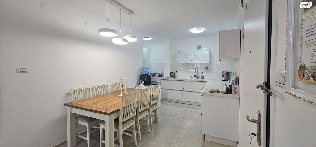 דירת גן, מבוא חיל האוויר 6, צה"ל, קרית גת