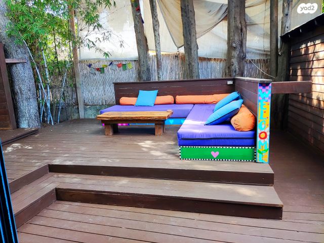 דו משפחתי, יעקב, זכרון יעקב