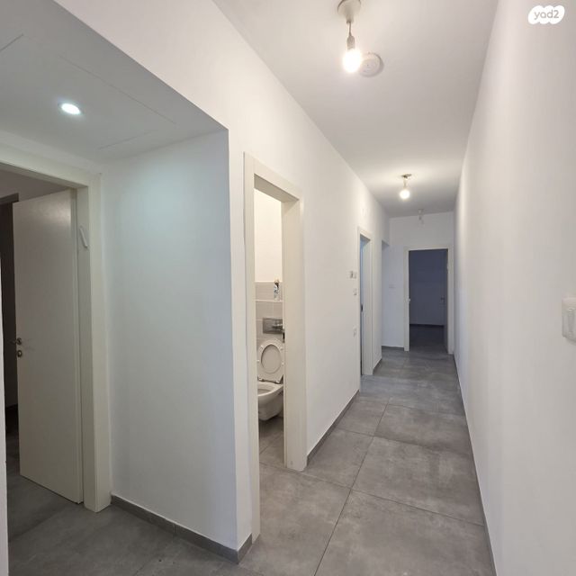 דירה, דבורה הנביאה, רובע יזרעאל סביוני העמק, עפולה