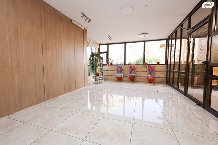 דירה, שדרות ניצה 18, צפון מערב מרכז העיר, נתניה