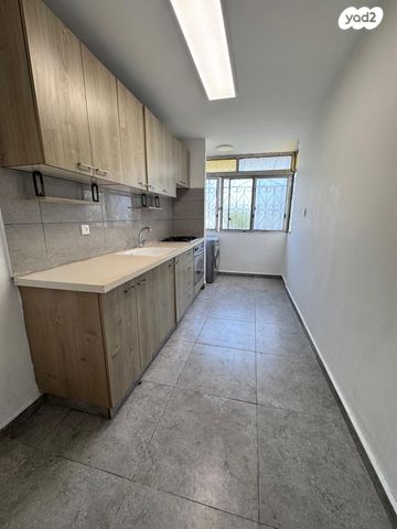 דירה, שקמים ואגמים, אשקלון