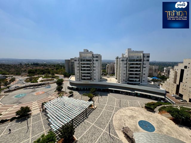 דירה, צור יצחק, צור יצחק