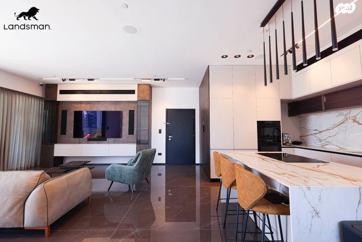 גג/ פנטהאוז, המעיין 3, שכונת הראשונים, רמת גן